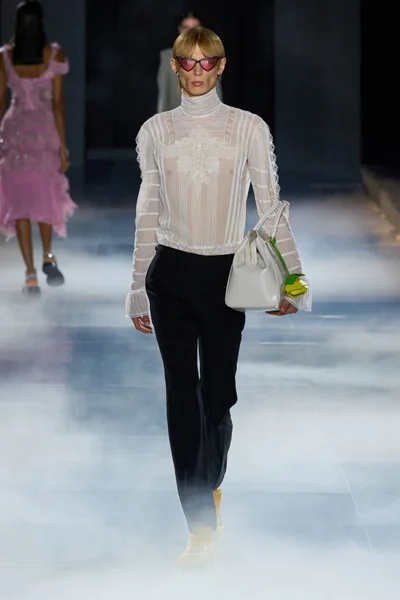 Look 20